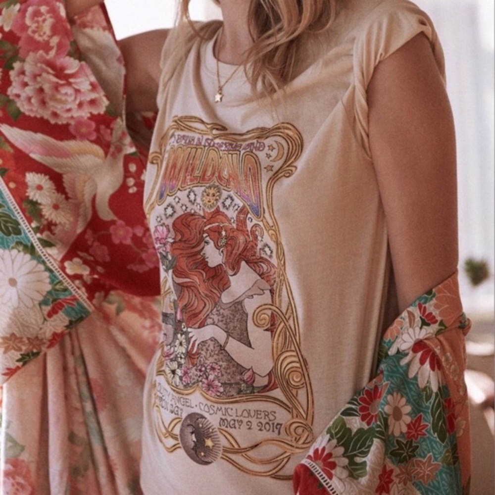 SOLD OUT Boho Gypsy Wild Child Retro Vintage Graphic Tee - Picture 7 of 8